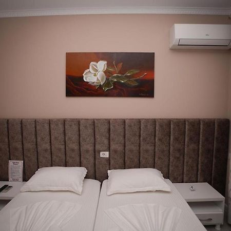 Hotel Kojku Δυρράχιο Εξωτερικό φωτογραφία